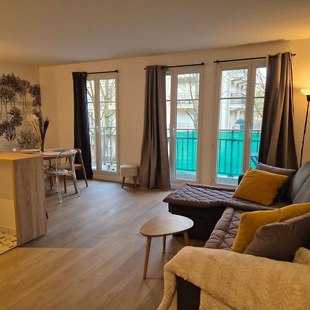 Appartement Cosy Pres Du Rer Chessy  Exteriér fotografie